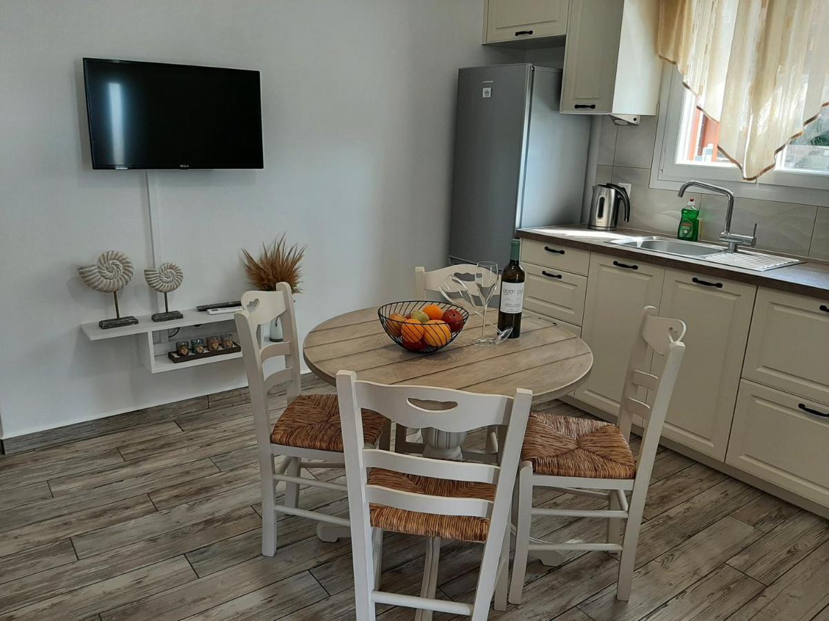 Alisachni Apartment Kini Bagian luar foto