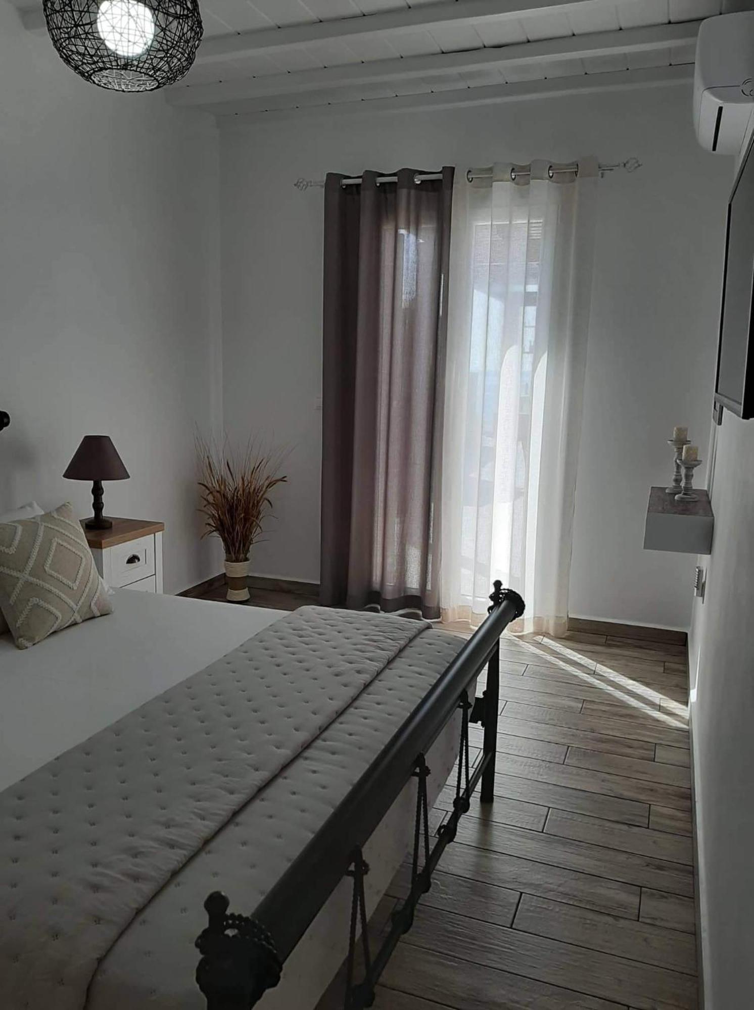 Alisachni Apartment Kini Bagian luar foto