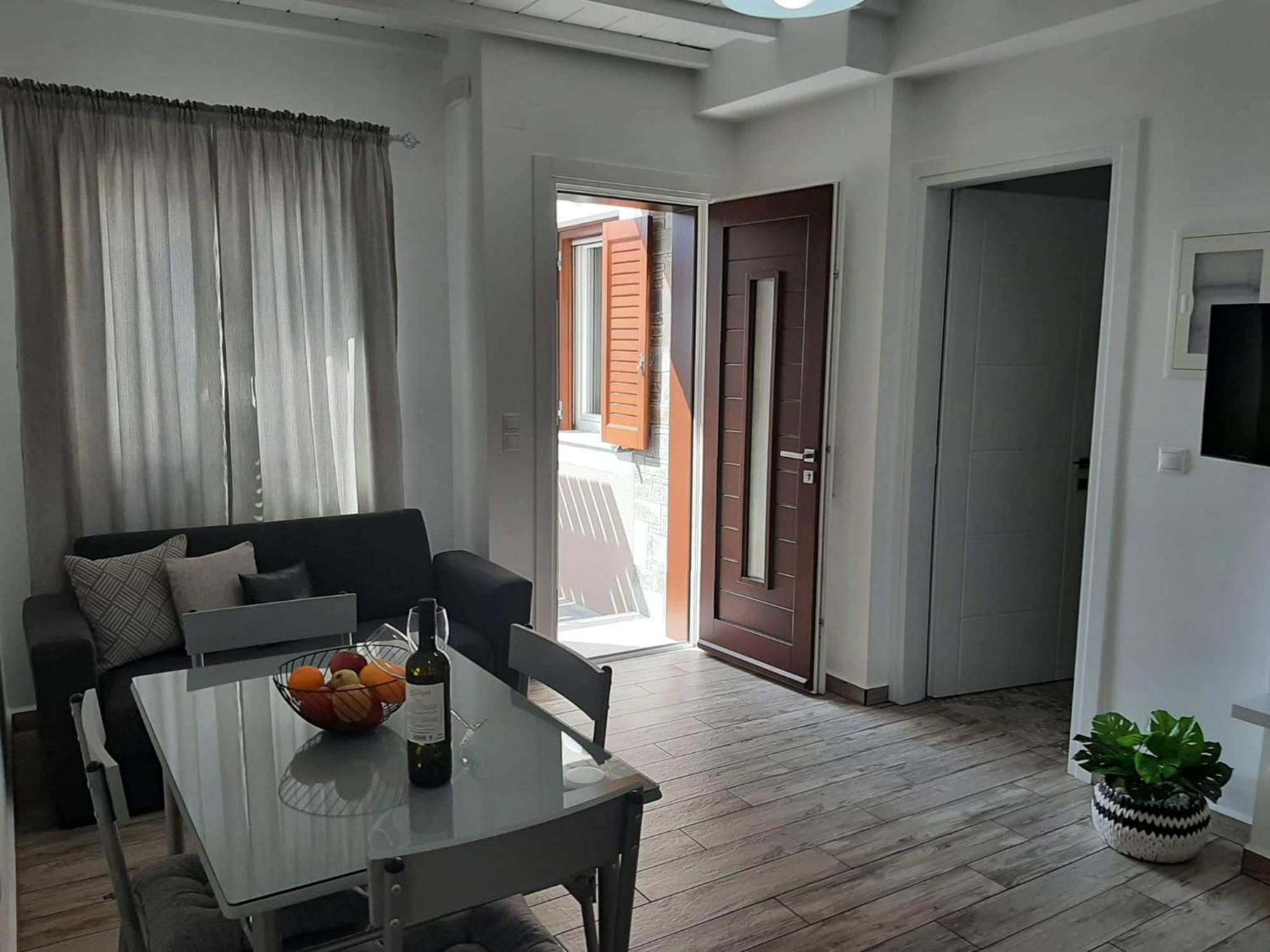 Alisachni Apartment Kini Bagian luar foto